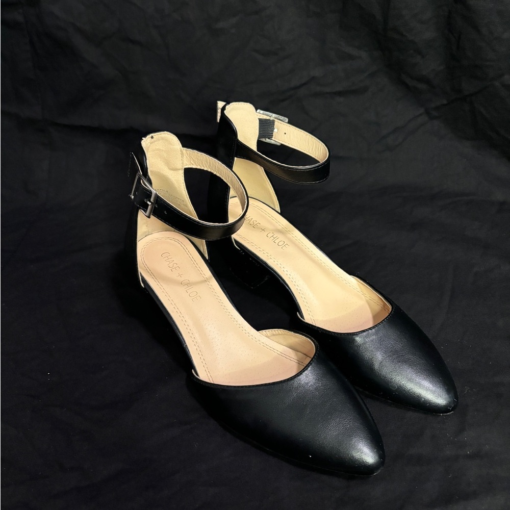 Little black heals with pointed toe